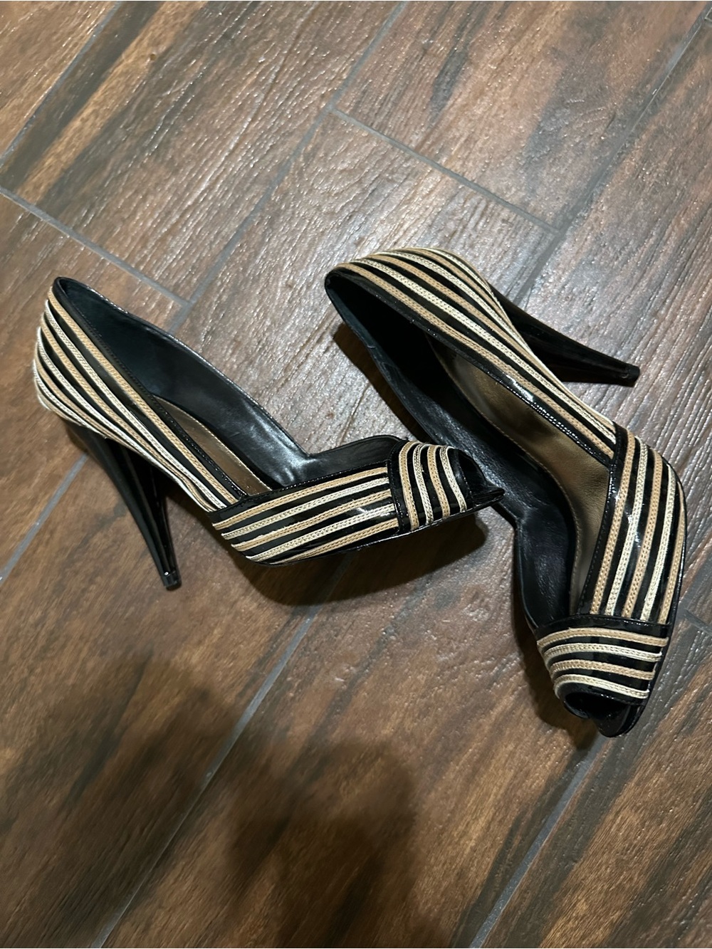 Saks Women's Black and Gold Striped Peep-Toe Heels
